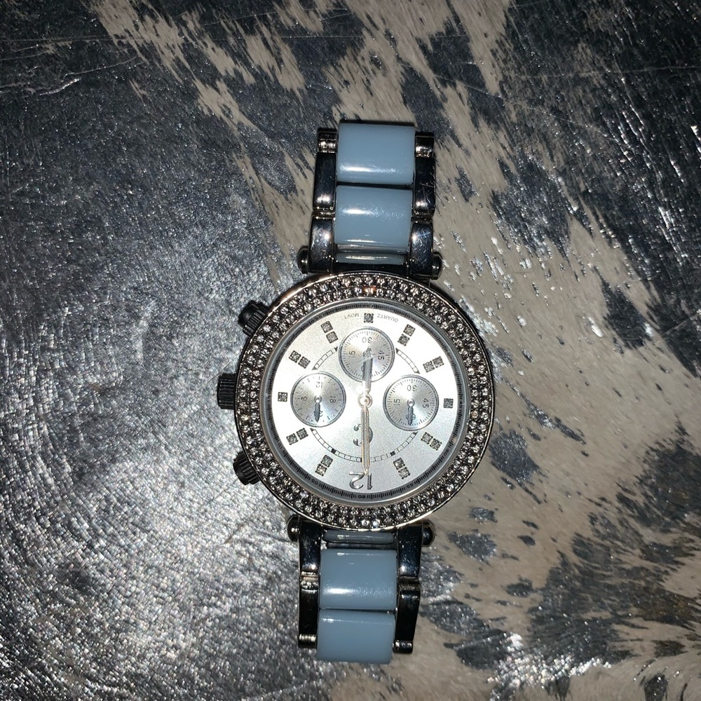 Watch - Picture 2 of 2